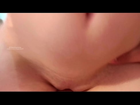 ❤️ Sov i min systers rum och det var så jag vaknade upp. ️❌ Porno at us ️❤
