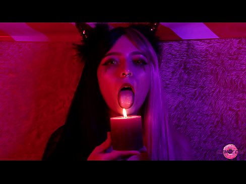 ❤️ Passionerad Blowjob från sexig succubus med munfyllning ️❌ Porno at us ️❤